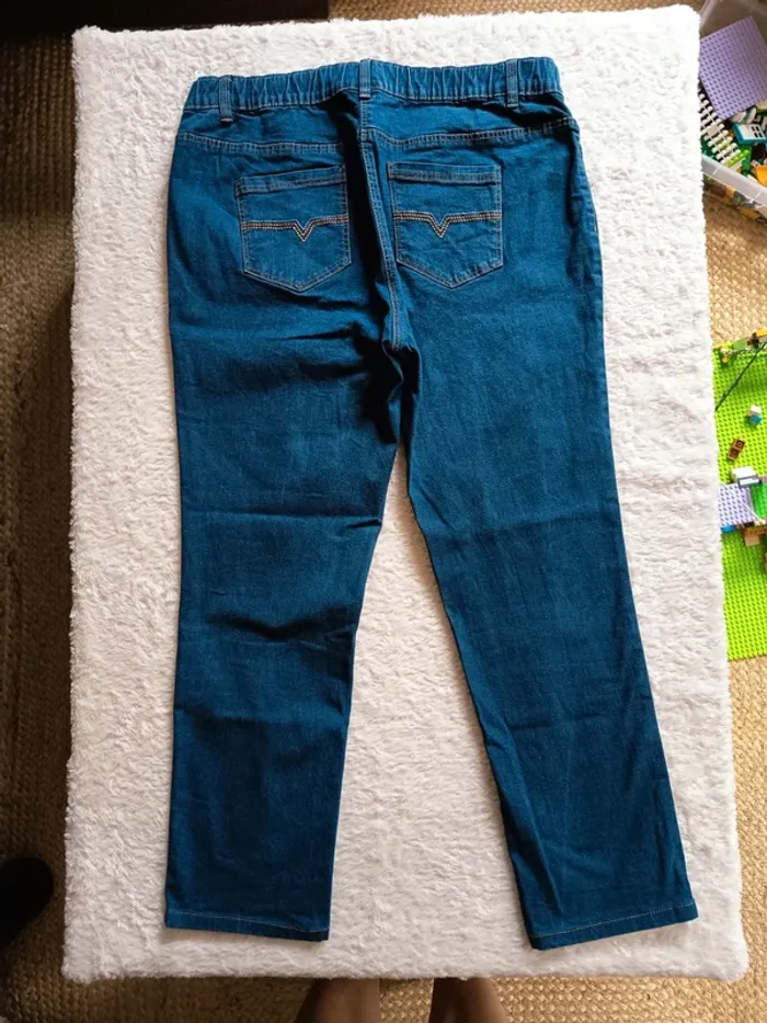 Jegging / Pantacourt en Jean élastique Damart en 46 - photo numéro 7
