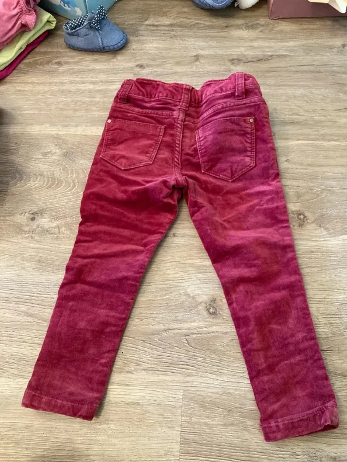 Pantalon en velours rouge 2-3 ans - photo numéro 2