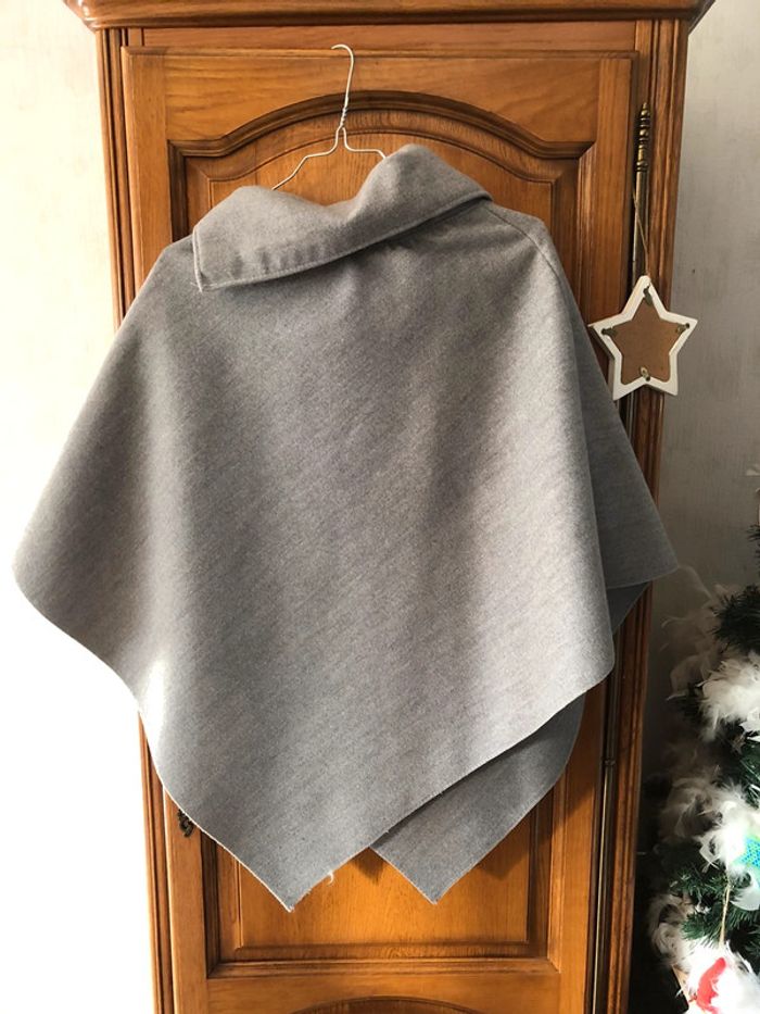 Poncho - photo numéro 2