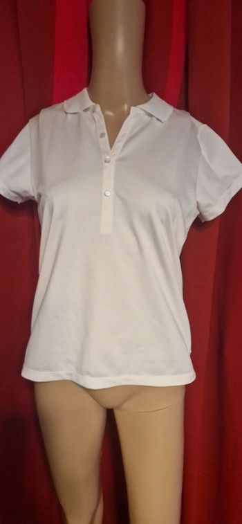 Top sport taille M belle matière