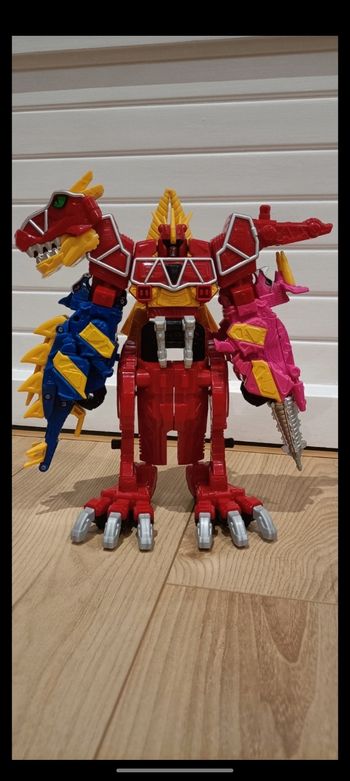 Dino Charge Megazord Power Rangers