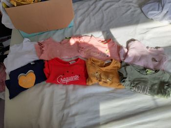 Lot de t-shirt tape à l'oeil