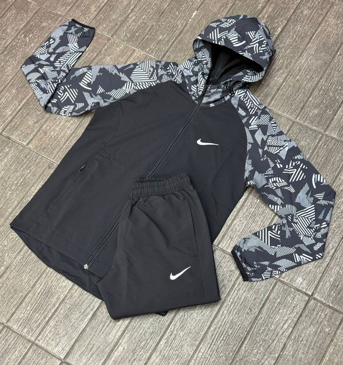 Ensemble nike - photo numéro 3