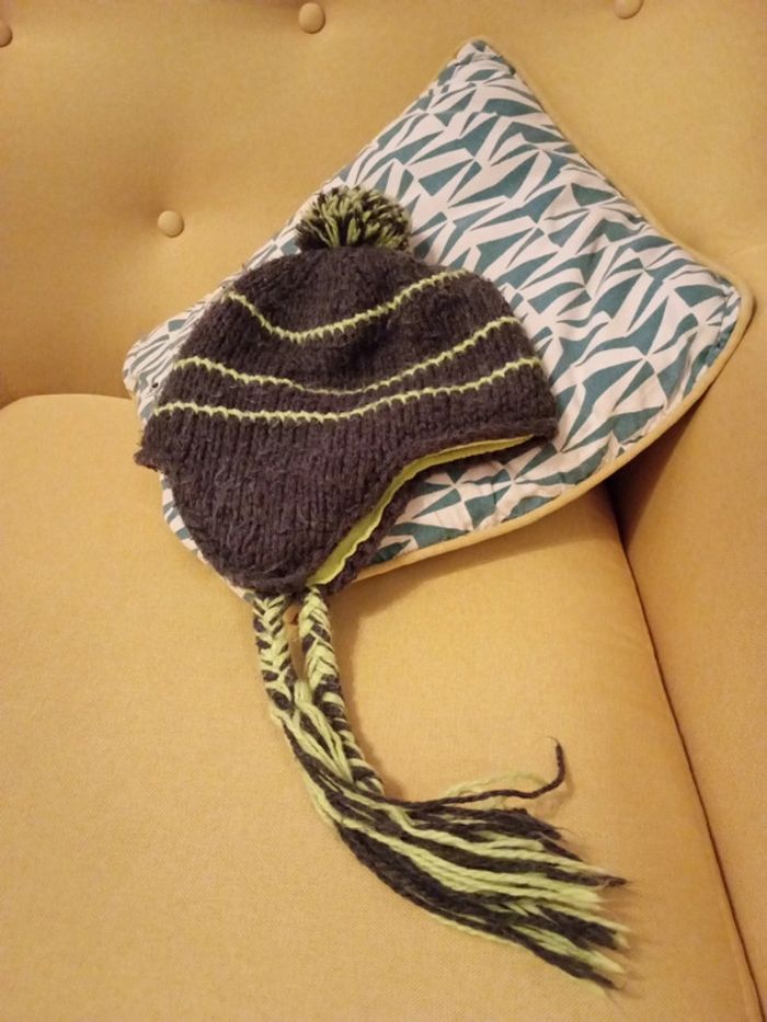 Bonnet oreilles pompon