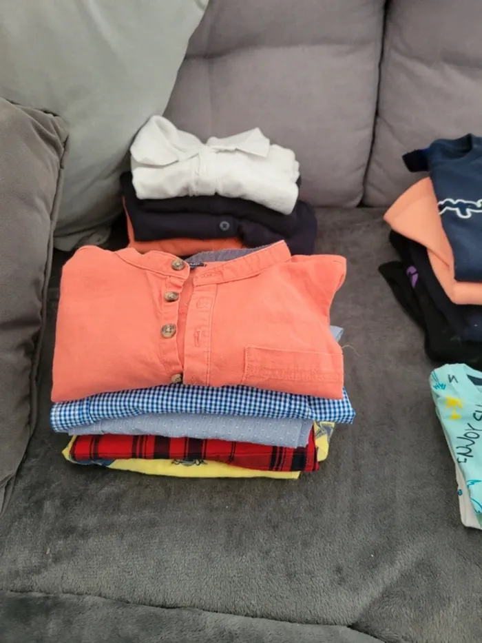 Lot vêtements garçon marque 8 et 10 ans - photo numéro 3