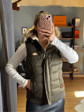 Doudoune sans manches Superdry femme Neuve – Microfibre polaire & capuche fourrure