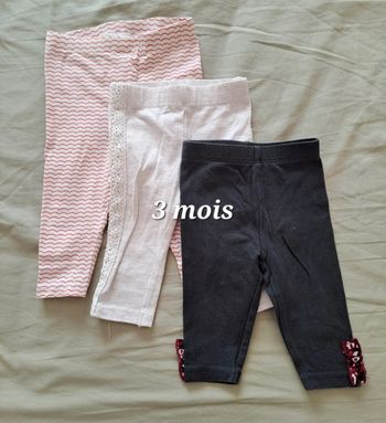 Lot 3 leggings 