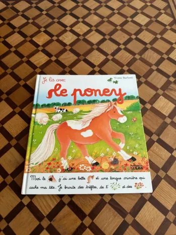 Livre Je lis avec le poney