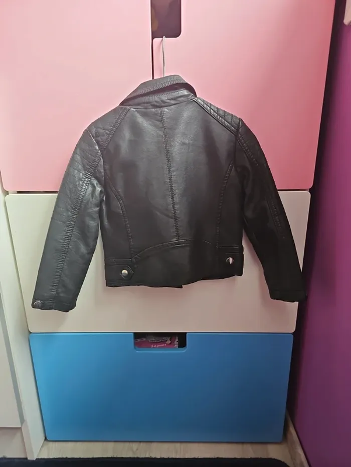 Veste simili cuir perfecto fille 3 ans - photo numéro 3