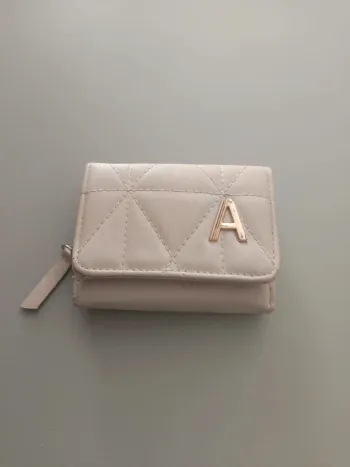 Porte monnaie initiale A