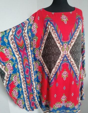 Robe avec  fond de  robe rouge  Promod S/M