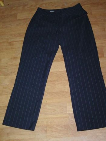 Pantacourt YESSICA C&A noir rayures tennis taille 36 NEUF