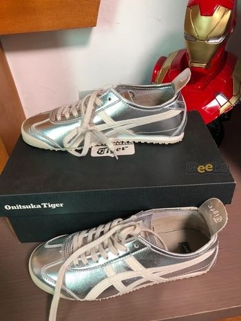 Asics Onitsuka Tiger MEXICO 66 Taille  37