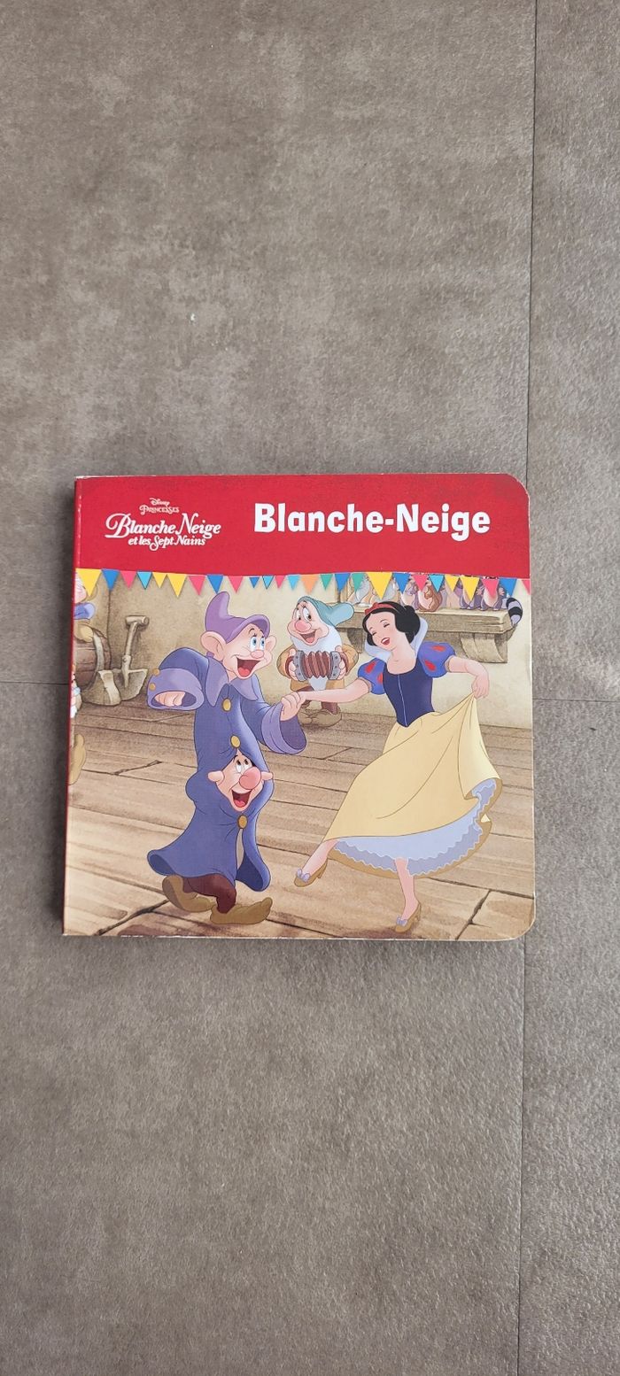 Livre cartonné Blanche-Neige