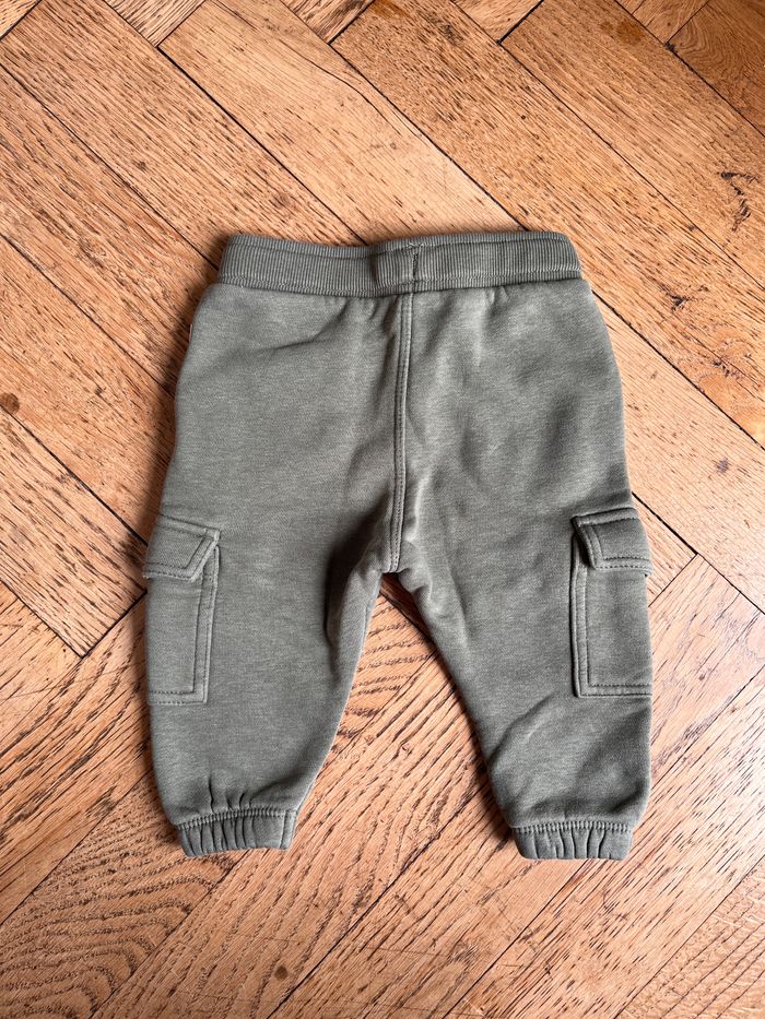 Pantalon jogging kaki vert Catimini 6 mois - photo numéro 2