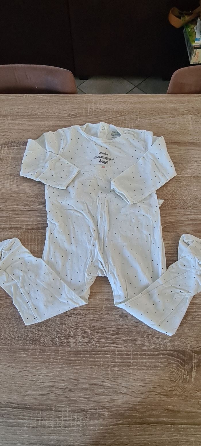 Lot pyjamas + peignoir fille 3 ans - photo numéro 4