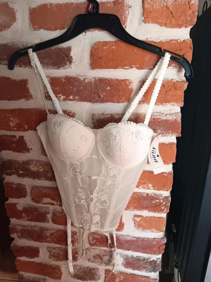 Guêpière taille 75b 75c 70c