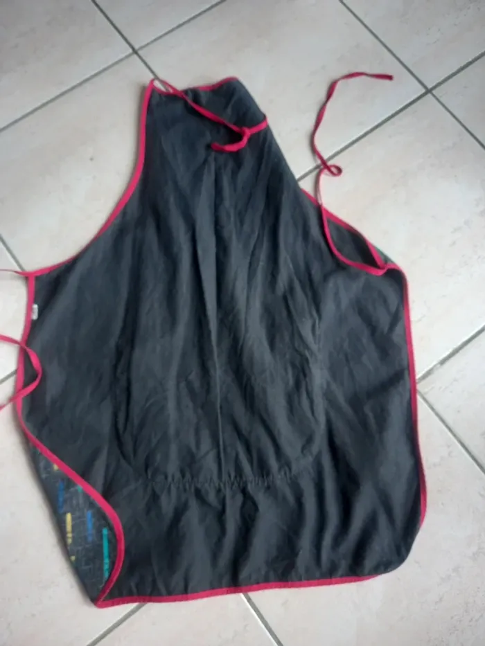 Tablier noir 💯 % coton - photo numéro 3