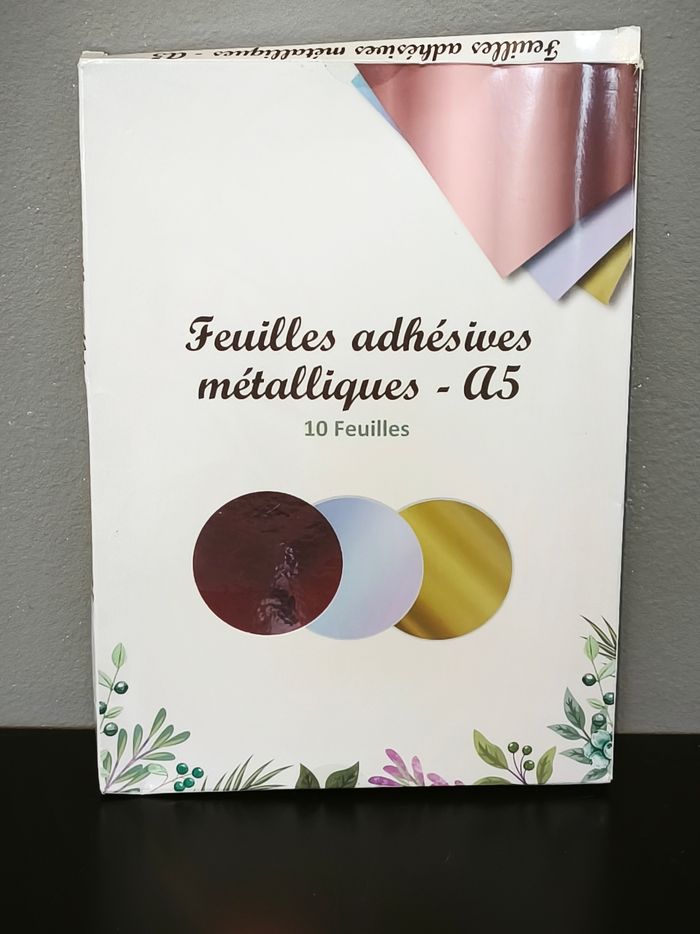 Feuilles adhésives métalliques