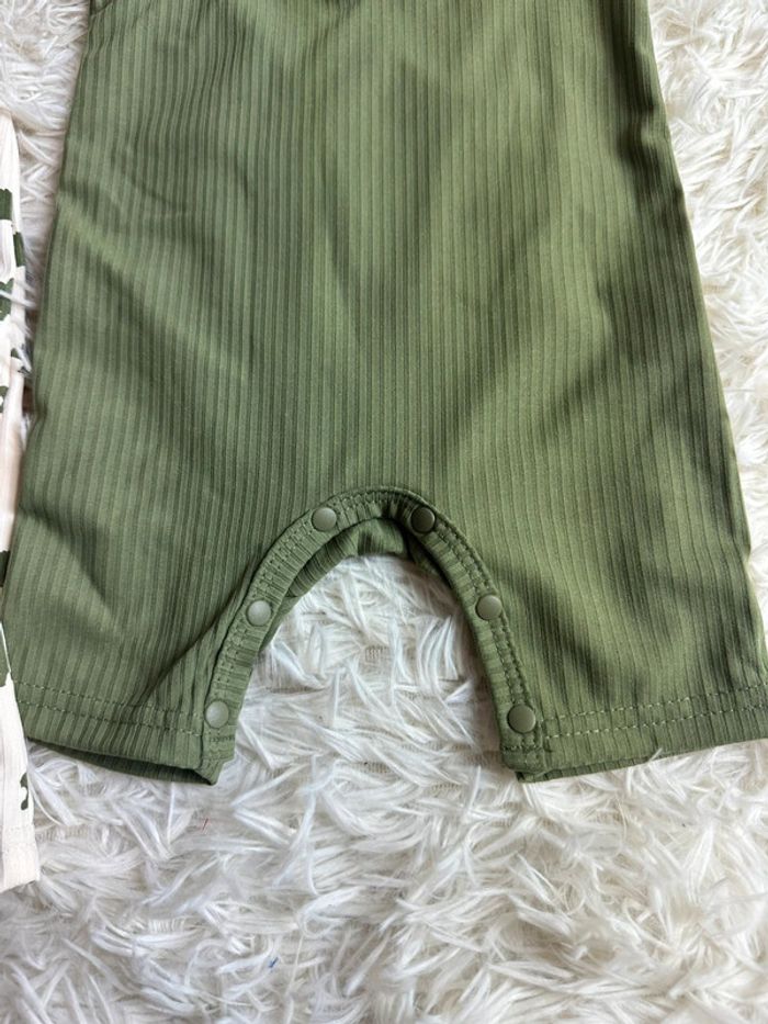 Lot de 2 barboteuses shein taille 3 mois - photo numéro 4