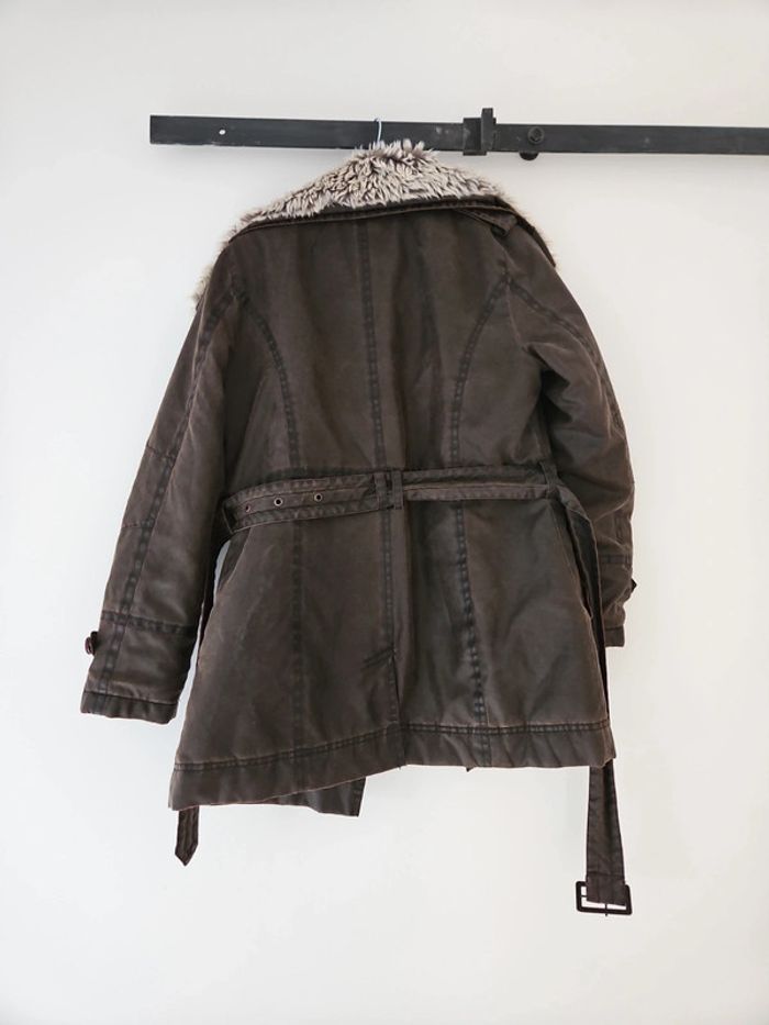 Manteau avec col fourrure - photo numéro 4