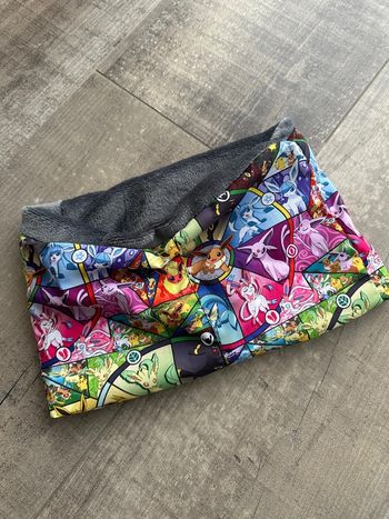 Snood enfant Pokémon taille 6/10 ans