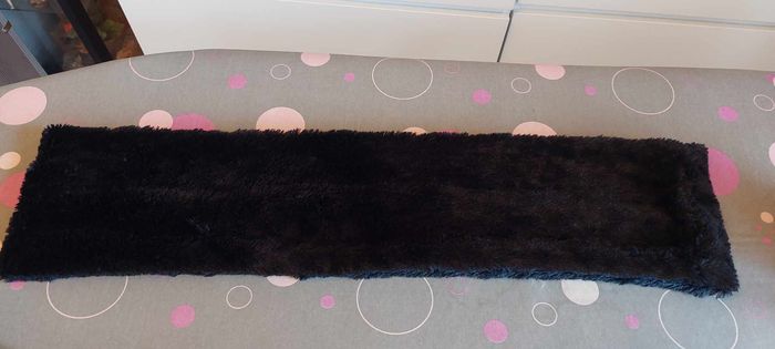 Jolie écharpe tour de cou femme fourrure noire très bon état - photo numéro 3