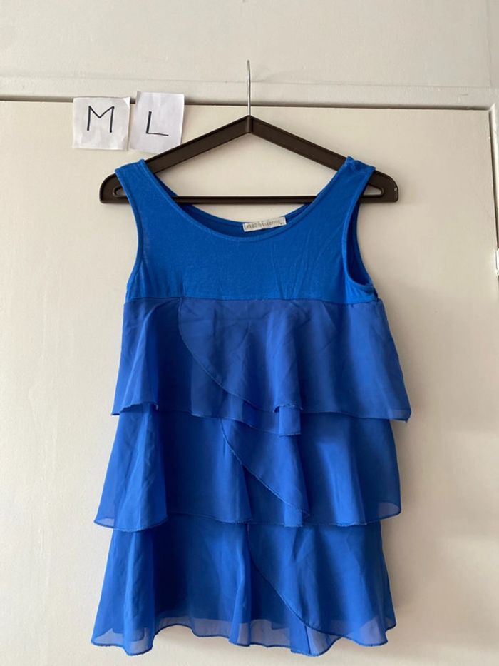 Blouse bleue à volants M / L Akoz collection