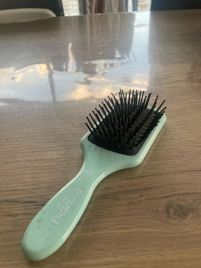 Brosse à cheveux petite fille Reine des Neiges 2 - photo numéro 2
