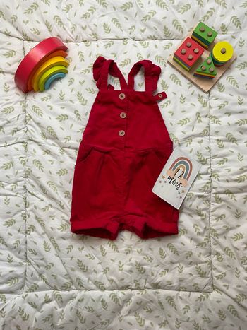 salopette short en velours rouge pressions entre les jambes 12 mois tape à l'oeil