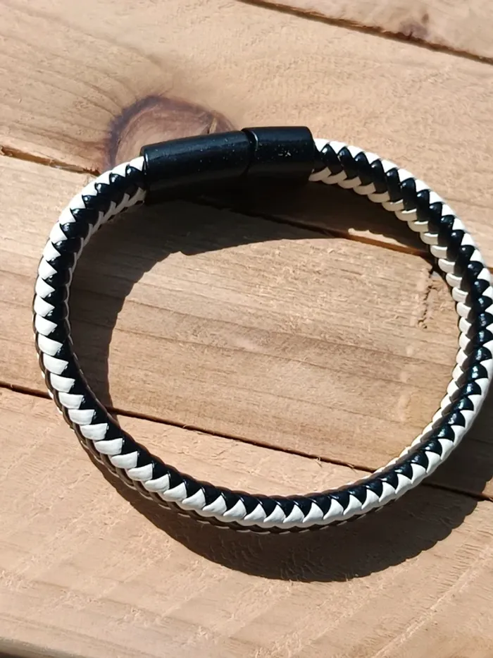 Bracelet cuir noir et blanc pour homme - photo numéro 4
