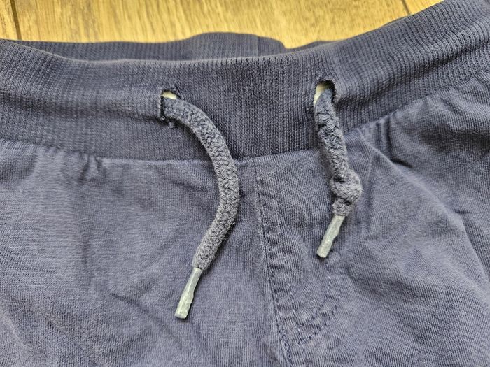 Short bleu marine Lupilu 5 ans - photo numéro 2