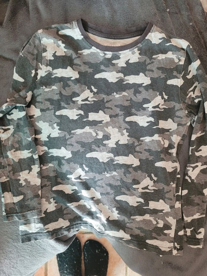 T-shirt manches longues 8 ans