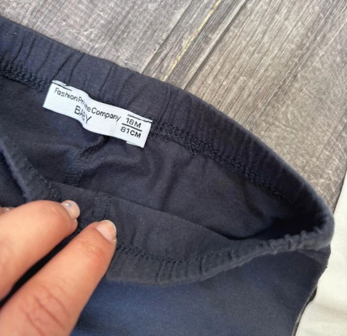 Lot de deux legging fille 18 mois - photo numéro 3