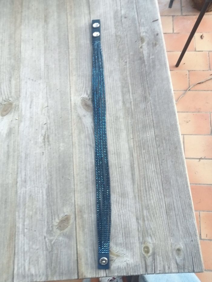 Bracelet Swarovski en cuir bleu - photo numéro 4