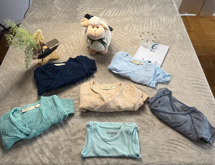 Lot de 6 bodies manches courtes