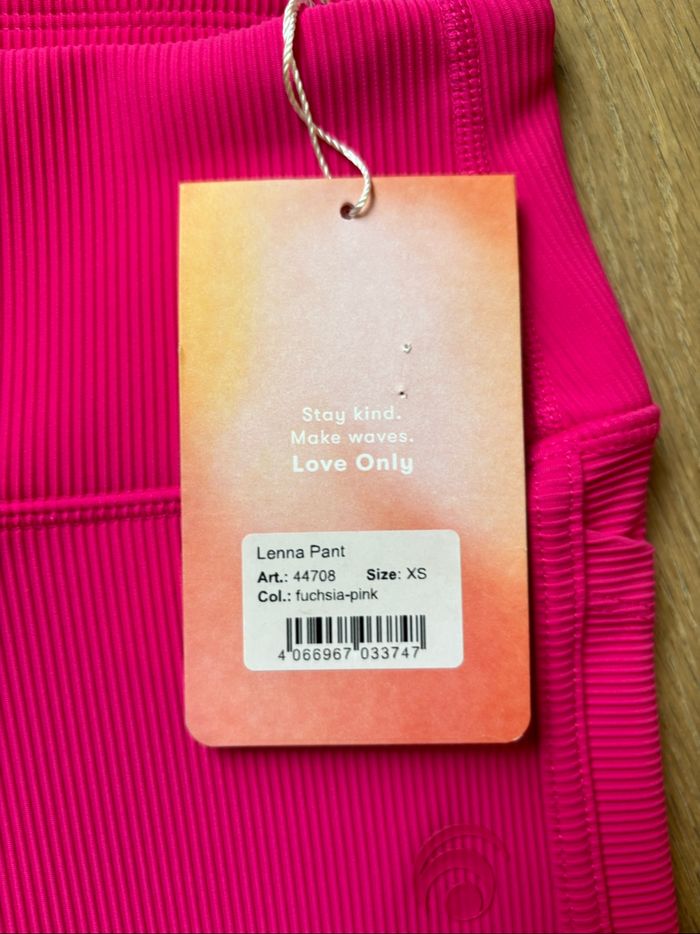 Legging Rose OceansApart neuf - photo numéro 4