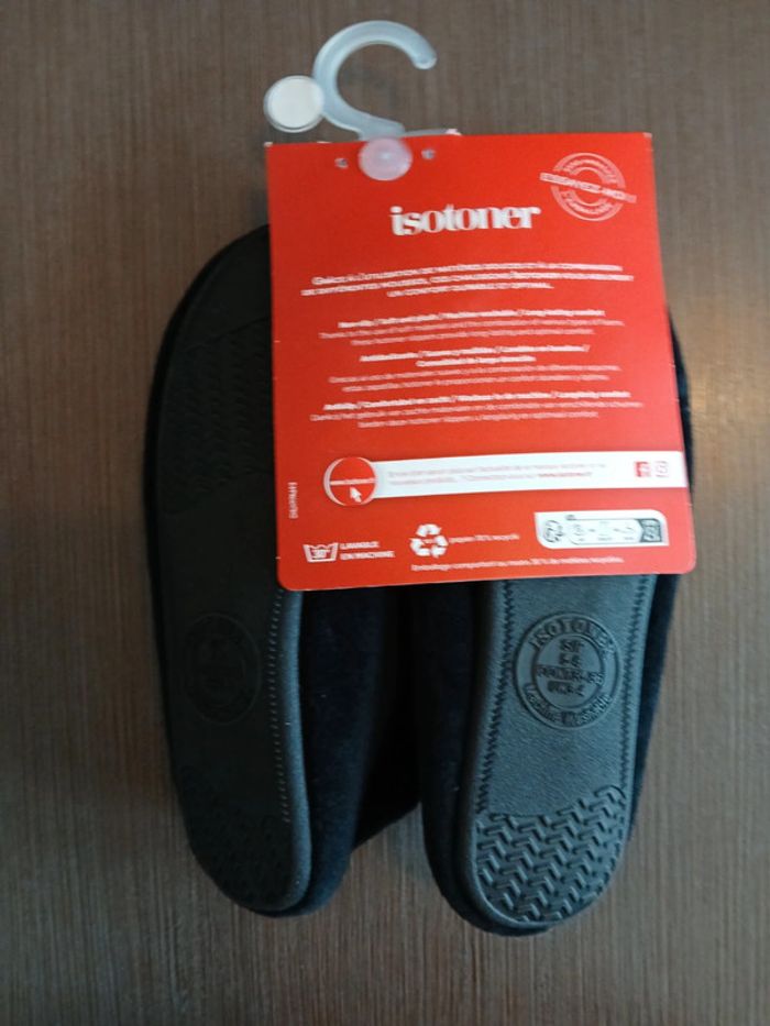 Chaussons isotoner noir 35/36 - photo numéro 3