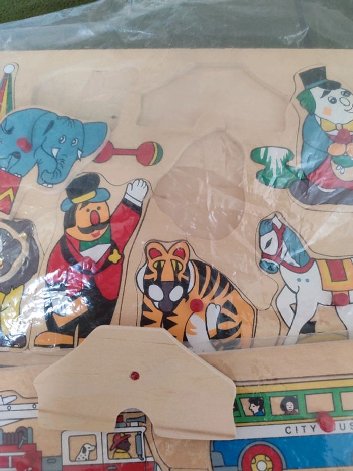 2 puzzles en bois - photo numéro 2