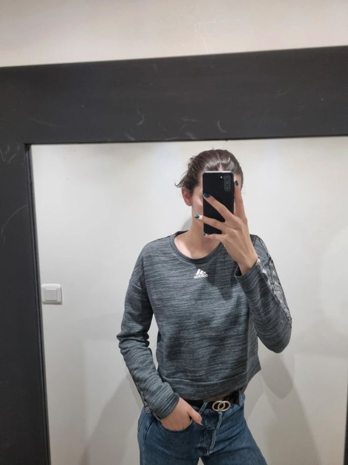pull gris adidas