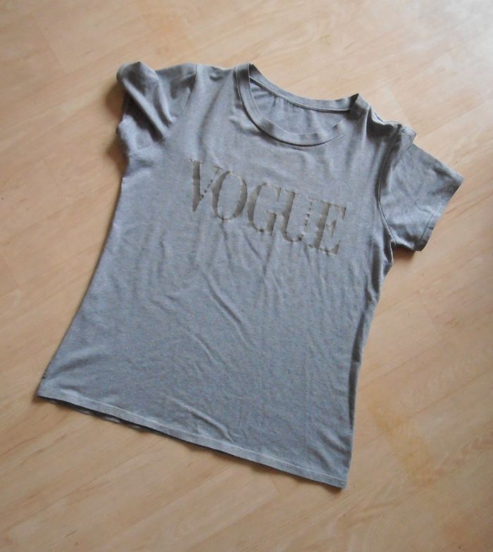 T-shirt gris femme, Vogue (mode, Paris), taille M 38 - photo numéro 1