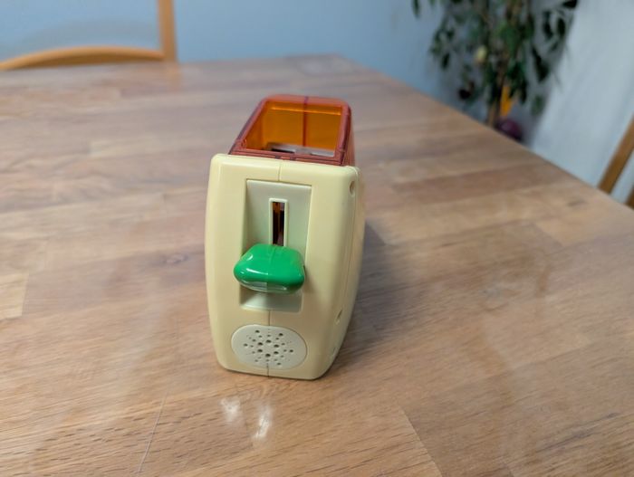 Jouet grille pain - photo numéro 6