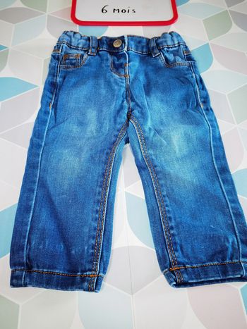 D3082 - jeans fille 6 mois