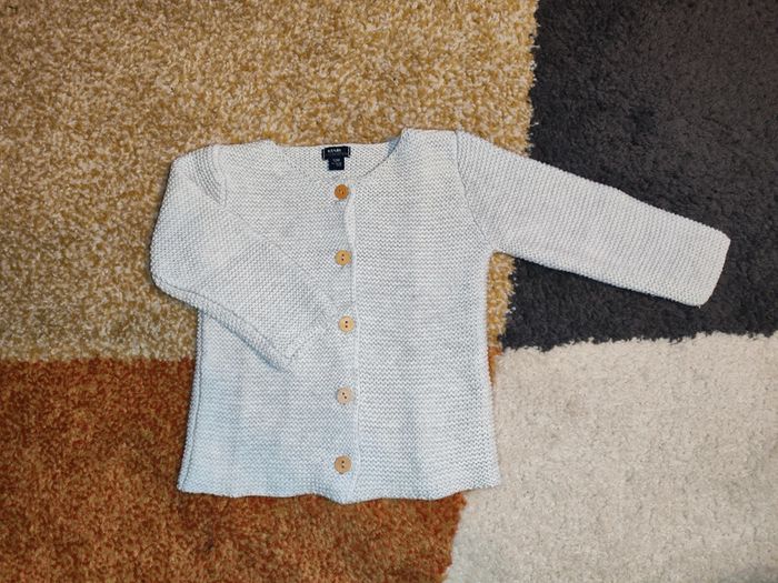 Gilet à boutons 12 mois