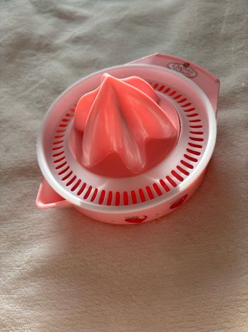 Vrai presse citron 🍋 - Très bon état - Charlotte aux fraises - jouet enfant