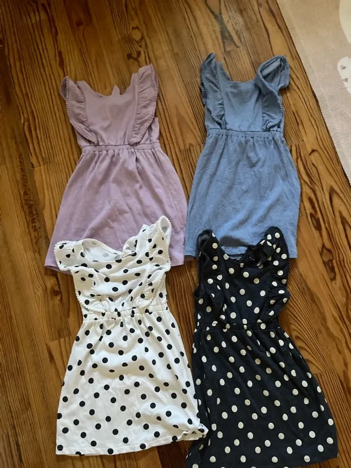 Lot 4 robes 5 ans