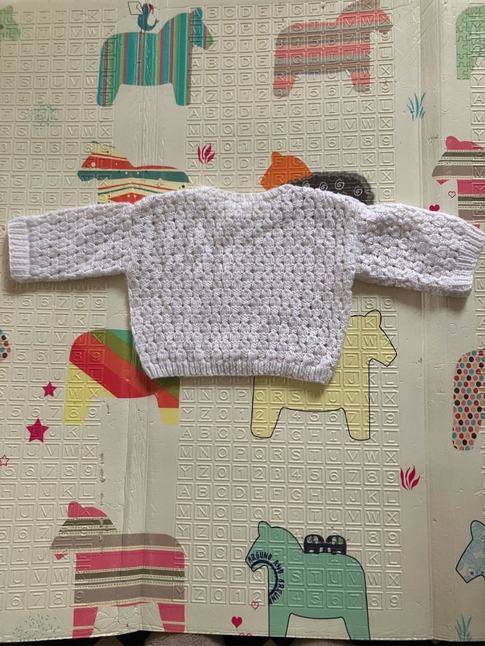 Vend gilet en laine fait à la main taille 18 mois - photo numéro 3
