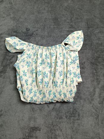 Robe enfant fleurie – Très bon état 6ans