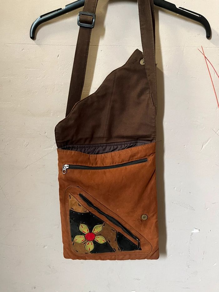 Sac à main pochette bandoulière en velours - photo numéro 8