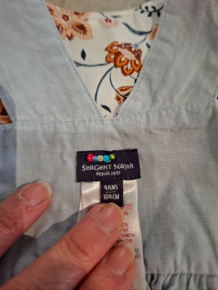 Robe sergent major 4 ans - photo numéro 4